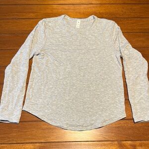 Lululemon Athletica Gray Fitted Long Sleeve Tee